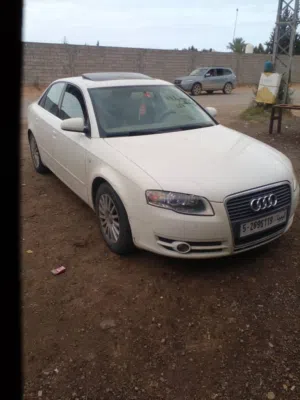 أودي A4 2006 محرك 2.0 عادي