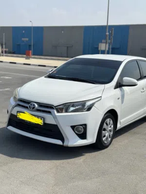 تويوتا يارس هاتشباك موديل 2017 - بحالة ممتازة  Toyota Yaris Hatchback 2017 - Excellent Condition