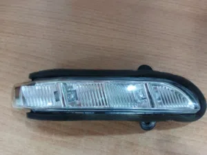 غماز يمين مرسيدس w211 2007-2009 -تايوان-
