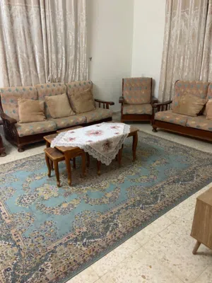 Furnished . Daily0
