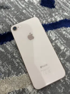 للبيع ايفون 8 سعة (64GB)