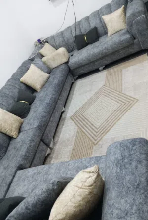 سجاد بحالة ممتازة