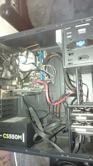 الخليل حلحول  كمبيوتنر تجميع مستخخدم شهر للبيع