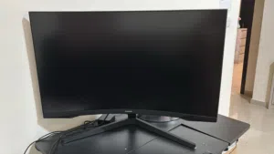 Samsung Odessey 31.5 Curved Monitor - Excellent Condition