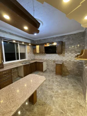 160 m2 4 Bedrooms Apartments for Sale in Zarqa Al Zarqa Al Jadeedeh
