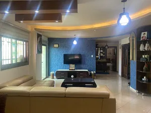 3 Bedrooms . 2 Bathrooms . 162 m20