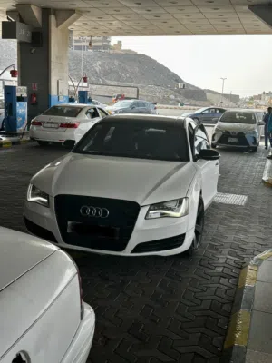 Audi . A8 . 2011 . Used0