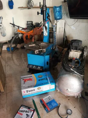 معدات لمحل بناشر