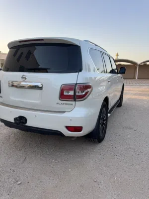 نيسان باترول موديل 2014 v8 مكينه 320