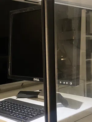 DELL   شاشة ديل dell screen