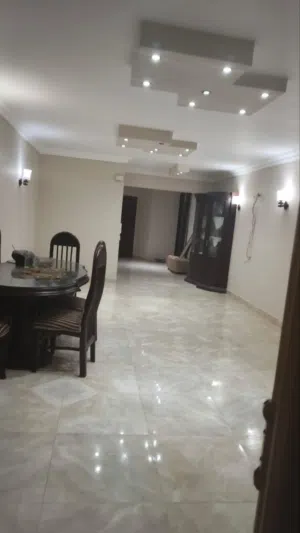 شقه للايجار النرجس عمارات قريبه من مسجد المصطفى وفاطمه الشربتلي التجمع الخامس