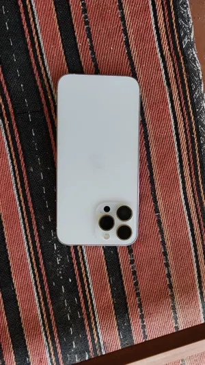 Apple iPhone 13 Pro Max 256 GB in Al Dhahirah