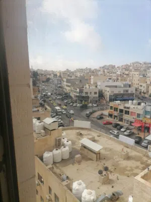 شقه فارغه للايجار ابونصير بجانب مخابز مندرين