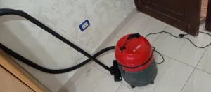 مكنسة كهربائية بحالة ممتازة