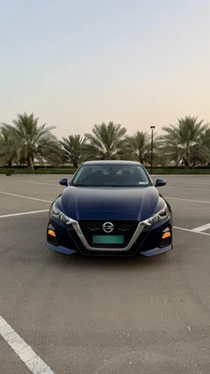 Used Nissan Altima in Al Batinah