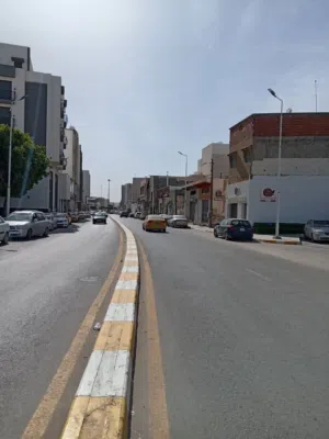 مبنى خدمي تجاري للايجار في وفشلوم