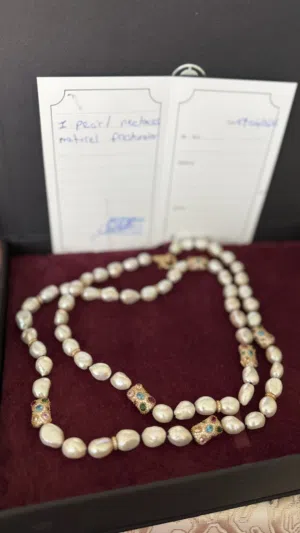 عقد من الولو اصلي