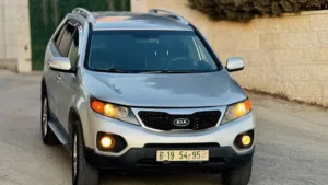 Used Kia Sorento in Hebron
