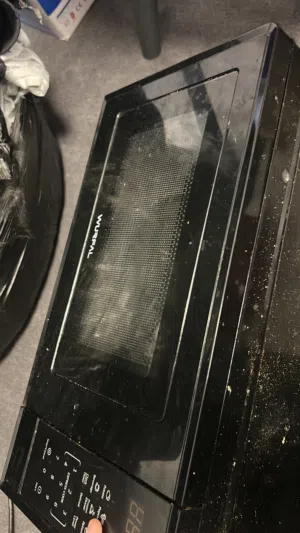 Microwave used just need cleaning