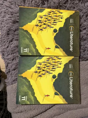 كتب أدب إنجليزي للصف الحادي عشر (الجزء الأول والثاني) للمنهاج الأمريكي بحالة ممتازة Literature book