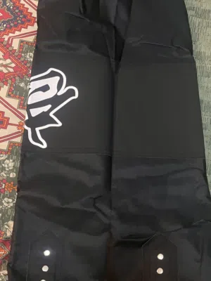 New boxing bag and gloves (14oz)