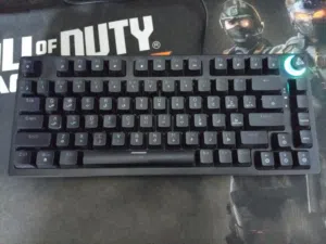 كيبوردين وماوس gaming و فيفا 21 للبيع