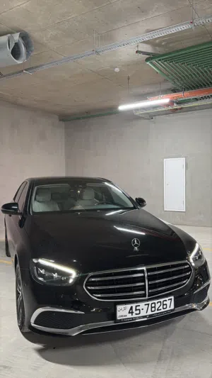 Mercedes e200 2022  للبيع