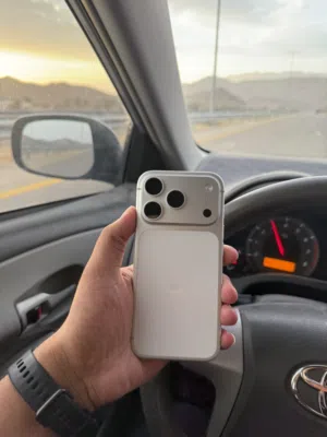 Iphone 17 Pro Silver 256Gb Excellent  11 Months Apple Warranty