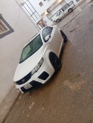 Kia . Forte . 2010 . Used3