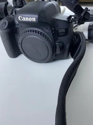 كاميرا كانون 750D