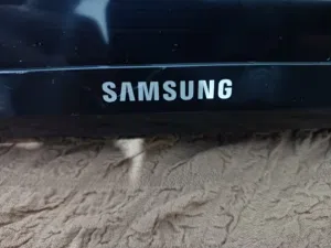 شاشة سامسونج 32 مش سمارت