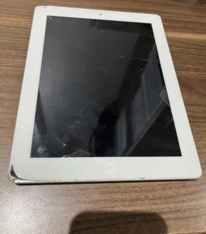 Apple iPad 2 16 GB in Hawally
