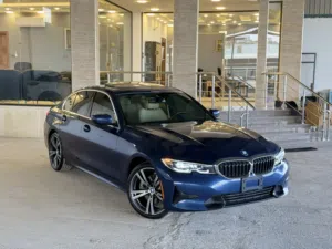 BMW 330e Plug-In Hybrid 2021