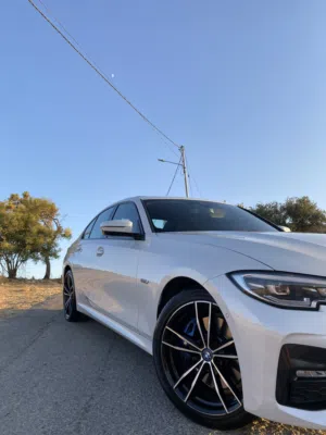 Bmw 330e 2022 M package وارد الوكالة