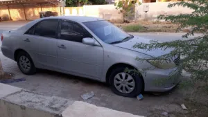 البيع كامري 2004