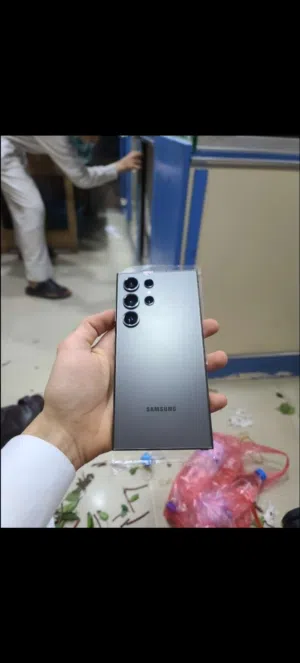 Samsung Galaxy S24 Ultra 512 GB in Ibb