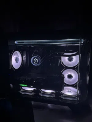 للبيع pc استعمال اقل من شهر