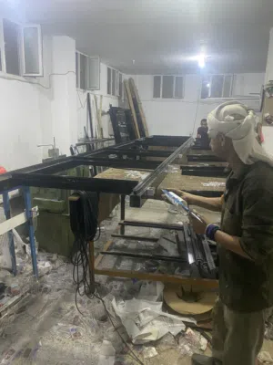 ورشة المنيوم مركزية للبيع او الايجار