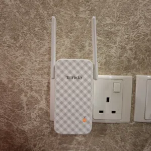 TENDA Range Extender