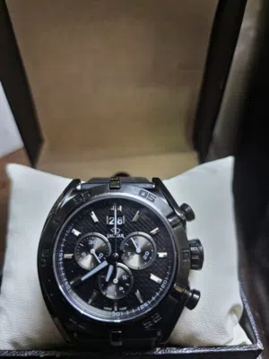 Jaguar Classic Black/Rubber Ø45.8 mm ساعه