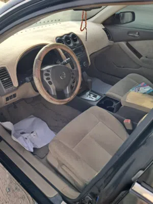 Used Nissan Altima in Um Al Quwain