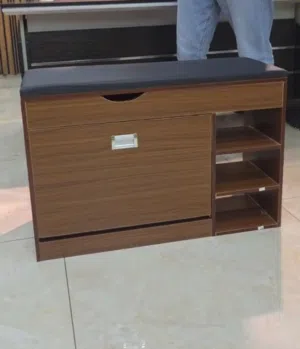 خزانة أحذية مع مقعد ترتيب وراحة بنفس الوقت حل ذكي لمدخل البيت بتخزن وبتجلس وبتعطي شكل فخم نظام فتح