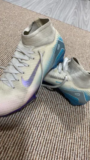 Nike Air Zoom Mercurial Superfly 10 ELITE - Size 39 حذاء كره قدم نايك للبيع مقاس 39