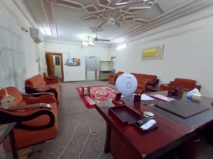 بيت طابقين للايجار في المشراق 5 غرف يؤجر للعوائل و الافراد فقط موقع سكني جيد