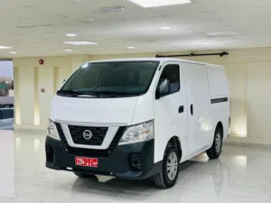 Nissan Urvan Cargo Van  2022  Excelent Condition  Oman car