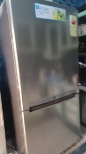ثلاجة سامسونغ اصلية