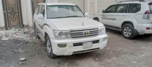 تويوتا صالون جيب راند كروزر 2007