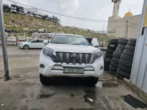 used-toyota-land-cruiser-in-hebron