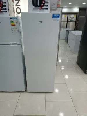 عرض نااار على فريزر بيكو 5 جوارير نوفرست لون ابيض 168 لتر