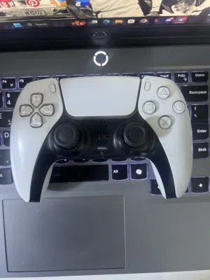 جوستك بلي 5 للبيع